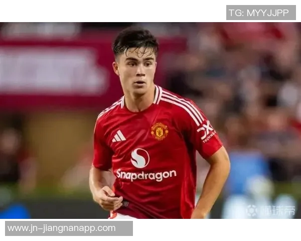 多支球队关注曼联后卫阿玛斯租借谢周三期满后或转会